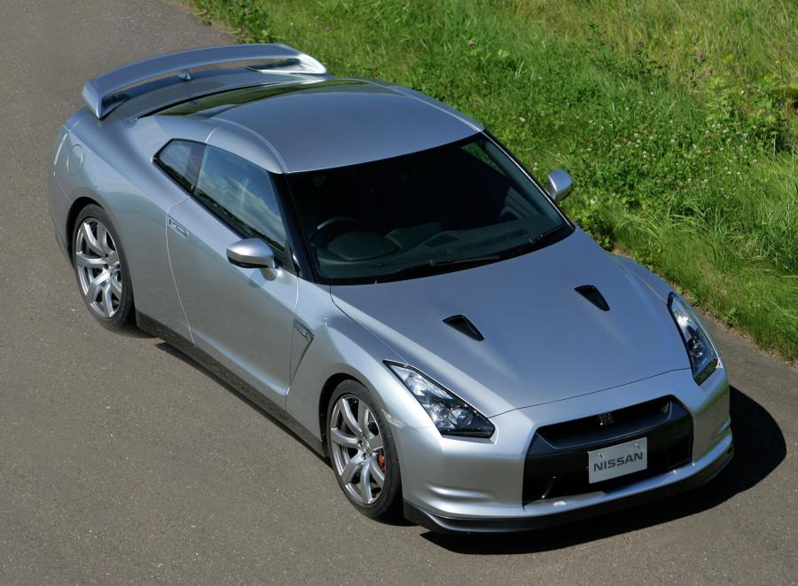  Nissan GT-R 2008 года  (фото 65 из 71)